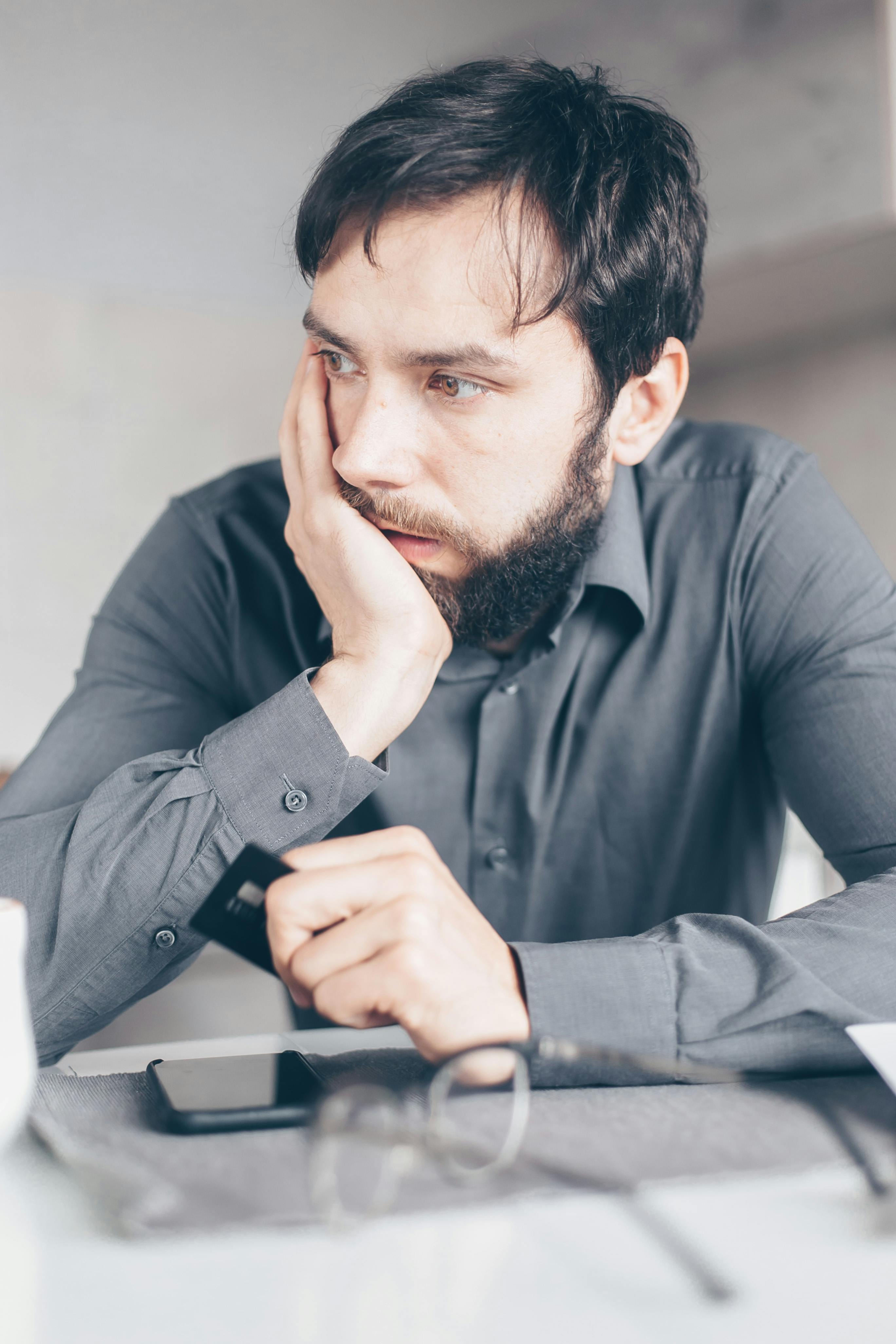 A man plotting | Source: Pexels