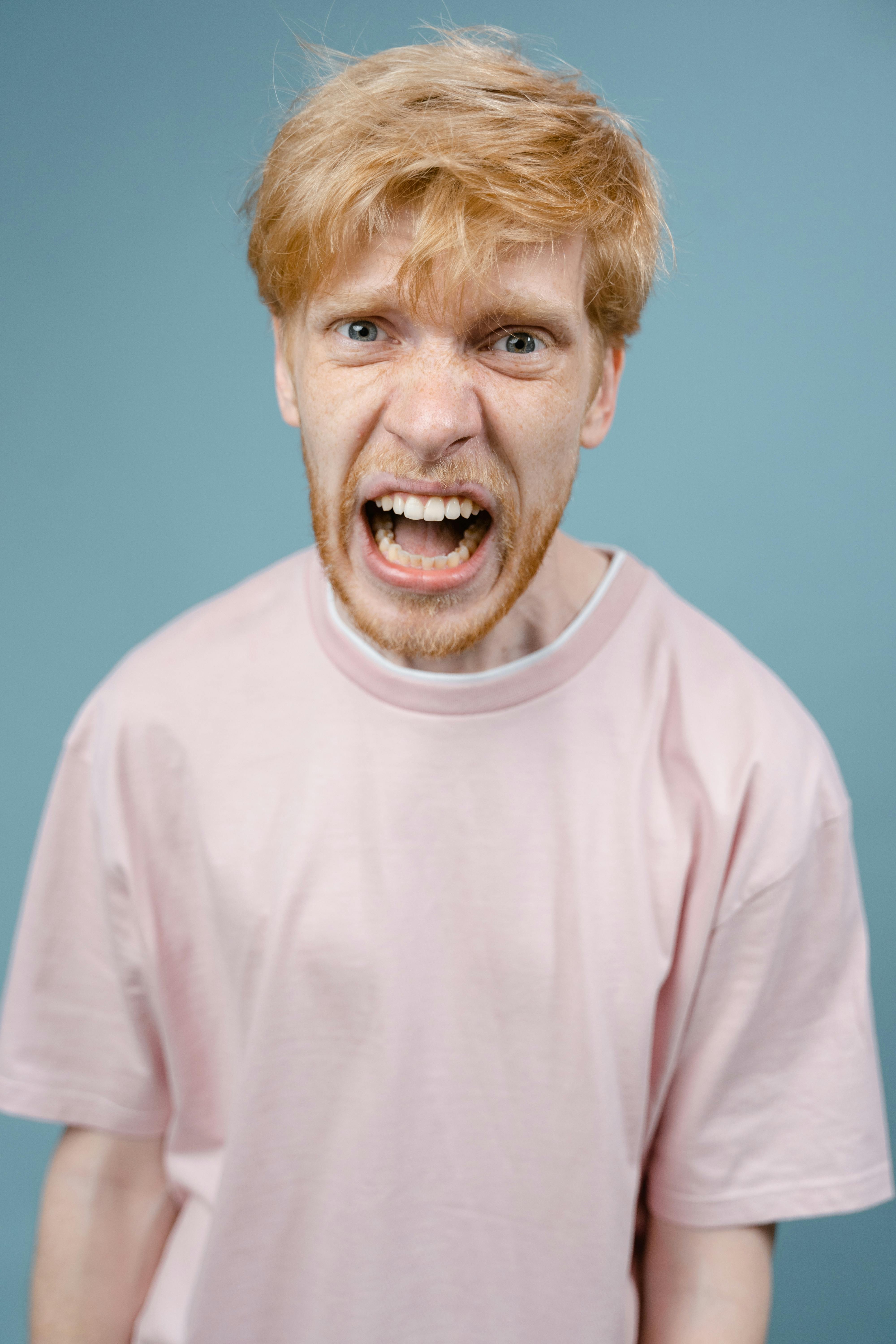 Angry shouting man | Source: Pexels