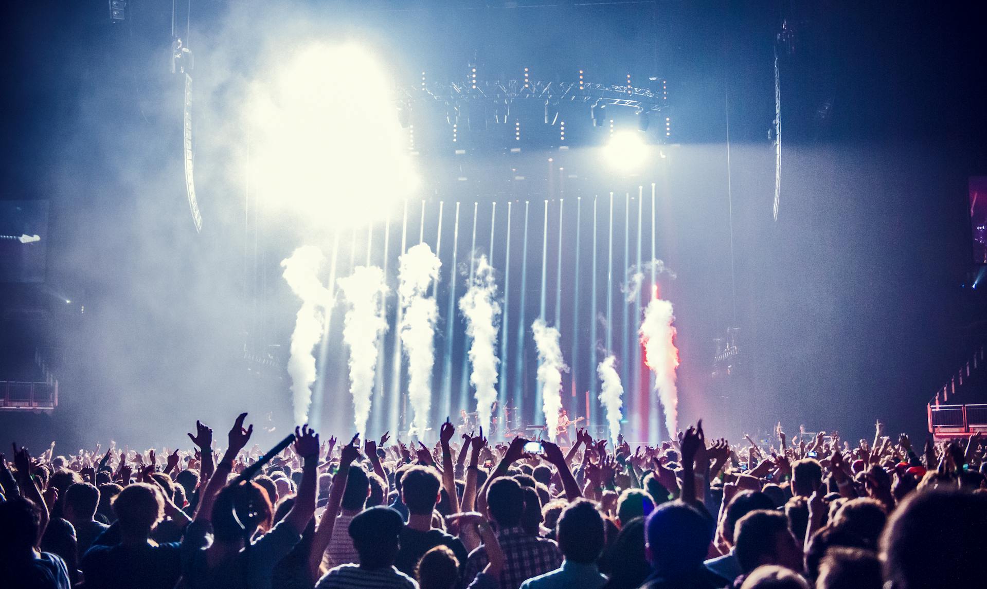 People watching a concert | Source: Pexels