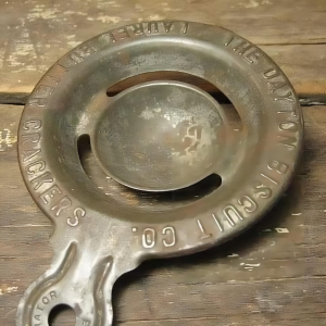 The Forgotten Charm of the Classic Egg Separator: A Culinary Relic from the Past The Forgotten Charm of the Classic Egg Separator: A Culinary Relic from the Past