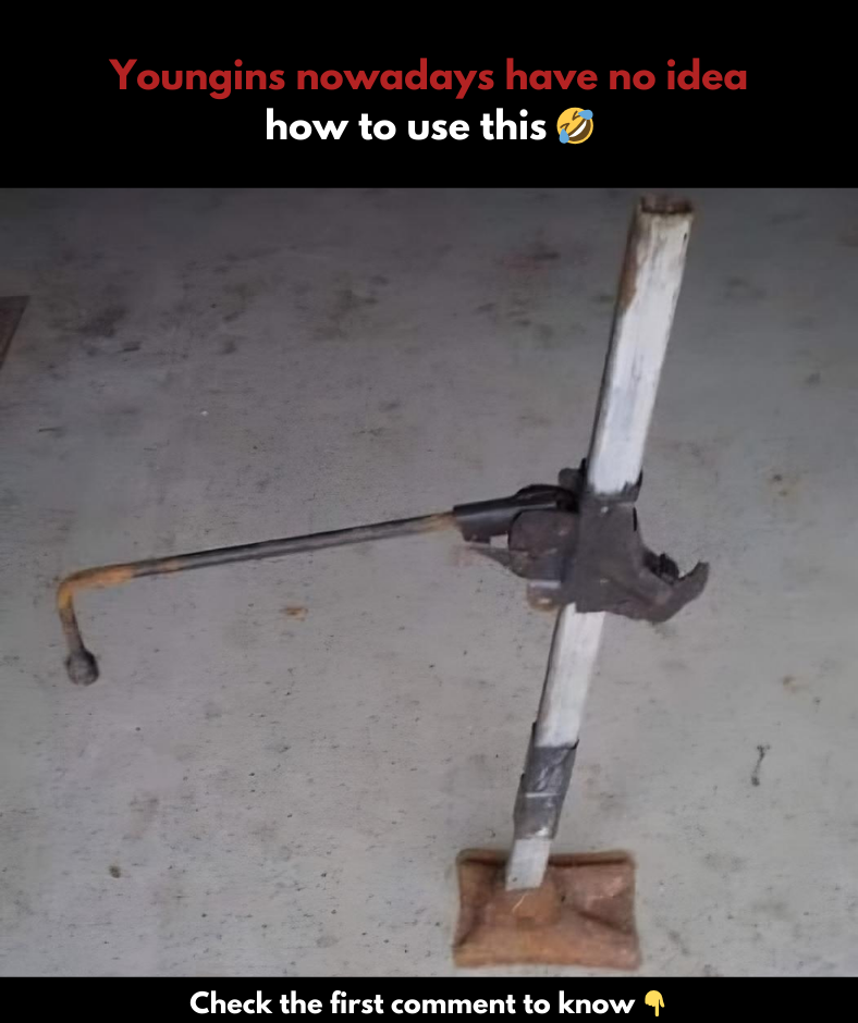 Youngins nowadays have no idea how to use this. Do you know what it is? Youngins nowadays have no idea how to use this. Do you know what it is?