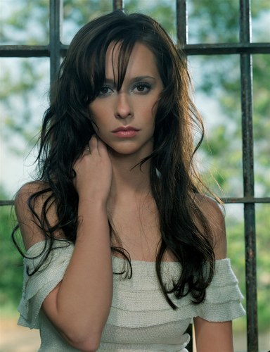 Jennifer Love Hewitt: The Evolution of a Hollywood Star Jennifer Love Hewitt: The Evolution of a Hollywood Star