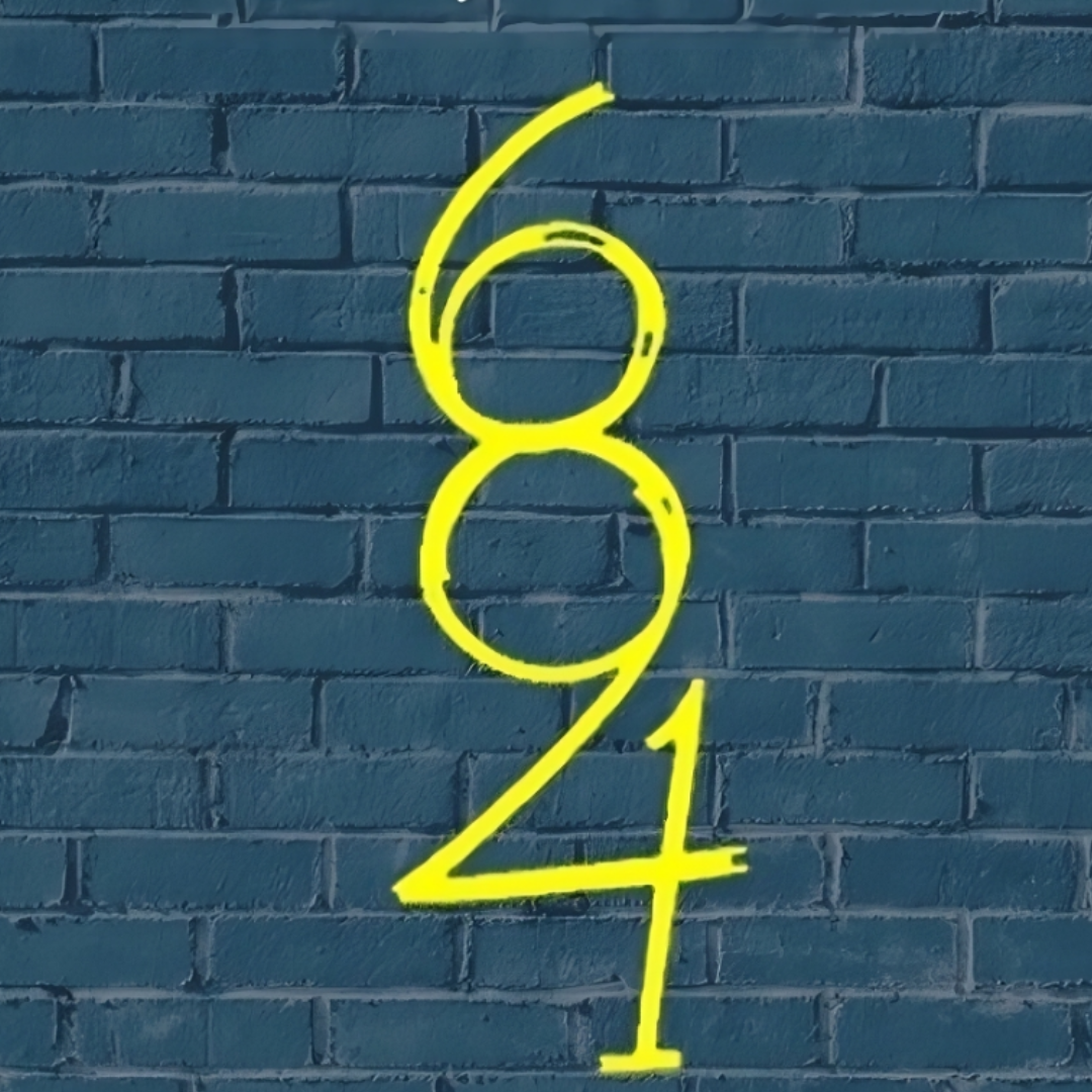 How Many Numbers Can You Spot on This Picture? How Many Numbers Can You Spot on This Picture?