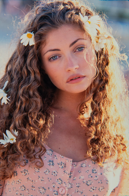 Rebecca Gayheart: A Journey Through Triumph and Adversity in Hollywood Rebecca Gayheart: A Journey Through Triumph and Adversity in Hollywood