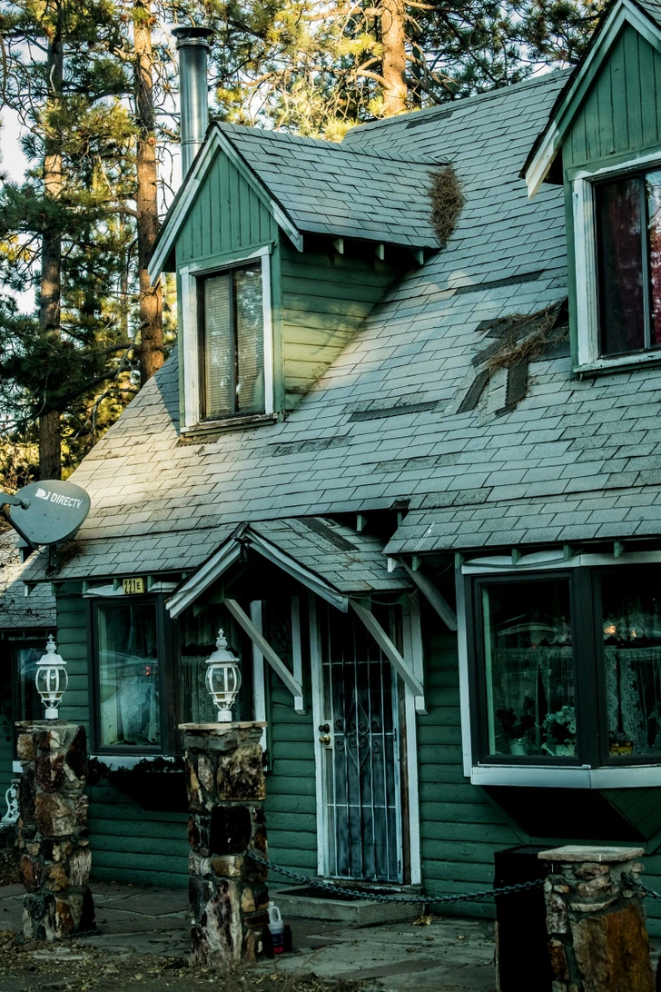 14 Unsettling Events That Messed with People’s Minds