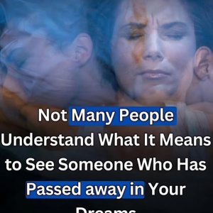 A Deceased Person Appears in Your Dream – What Does It Mean