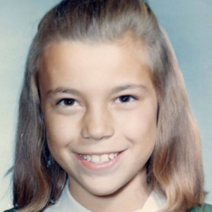 Do you remember her? She became an icon with her impeccable style and captivating presence on one of the longest-running TV shows in history