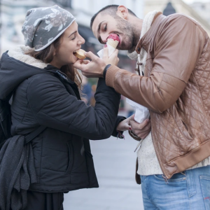 17 Awkward Dates That Took a Wild Turn 17 Awkward Dates That Took a Wild Turn