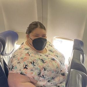 Plus-sized influencer says airlines should accommodate people like her