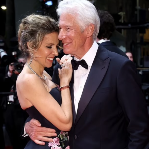 “She Is Young And Beautiful, Her Husband Is Almost Twice Her Age”: 74-Year-Old Richard Gere Appeared On The Red Carpet With His Beautiful Wife!