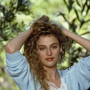 63 years old! Just two words: Absolutely stunning. Voluminous blonde hair, a fit and mesmerizing figure—she’s the definition of timeless beauty 63 years old! Just two words: Absolutely stunning. Voluminous blonde hair, a fit and mesmerizing figure—she’s the definition of timeless beauty