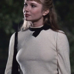 Ageless and effortlessly mesmerizing! At 64, she still radiates elegance, confidence, and a magnetic charm you can’t look away from. But here’s the question—do you still recognize her?